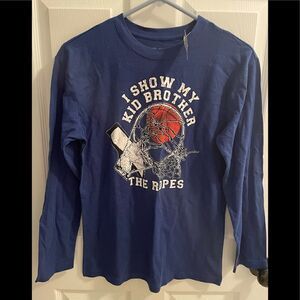 🆕 Boys long sleeve basketball tee “I show my kid brother the ropes 🏀”
